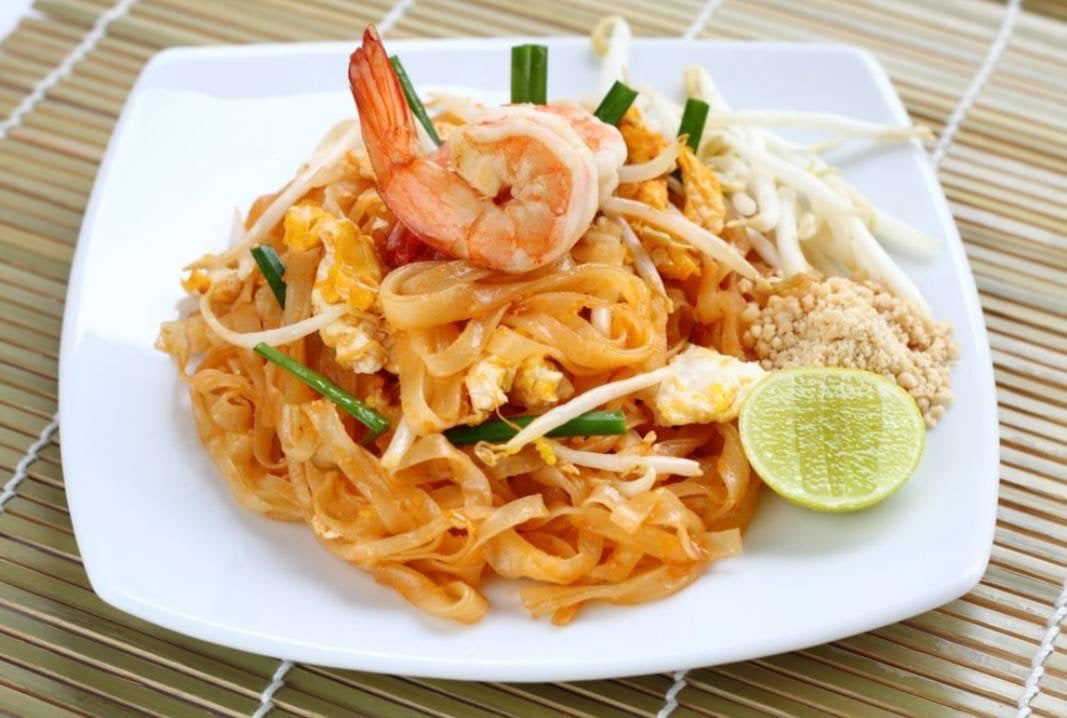 ผัดไทยเจ้าสัวต้มตำหรับ