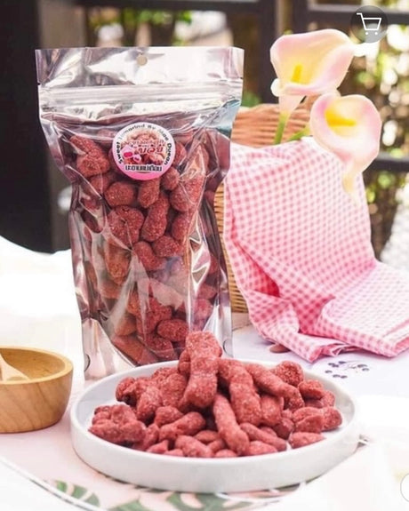 Mae Duean Preserved tamarind snack, buai (salted plum)